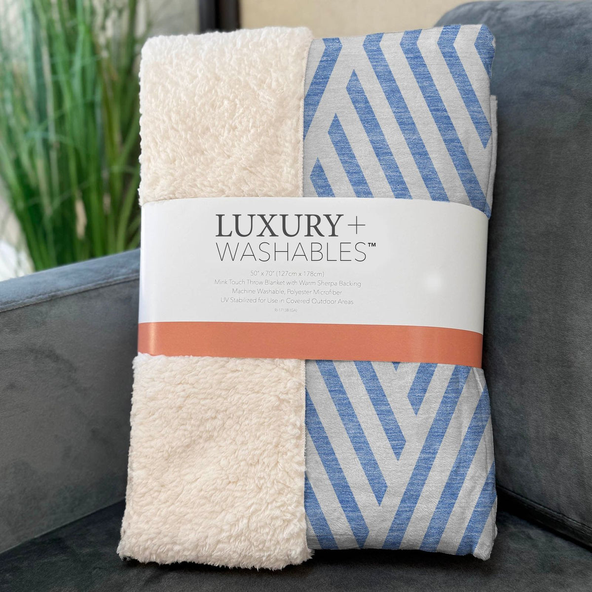 Geometric Blue Washable Indoor-Outdoor Rug