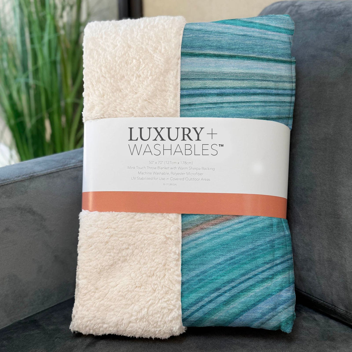 Waves Teal Washable Indoor-Outdoor Rug