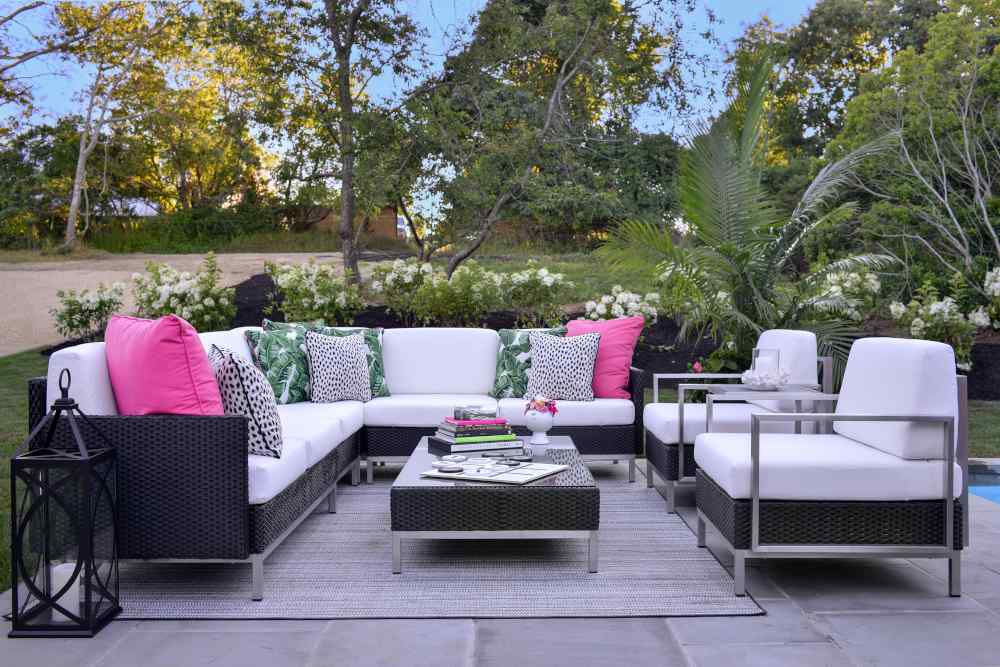 Elements Outdoor Settee with Loom Arm and Back