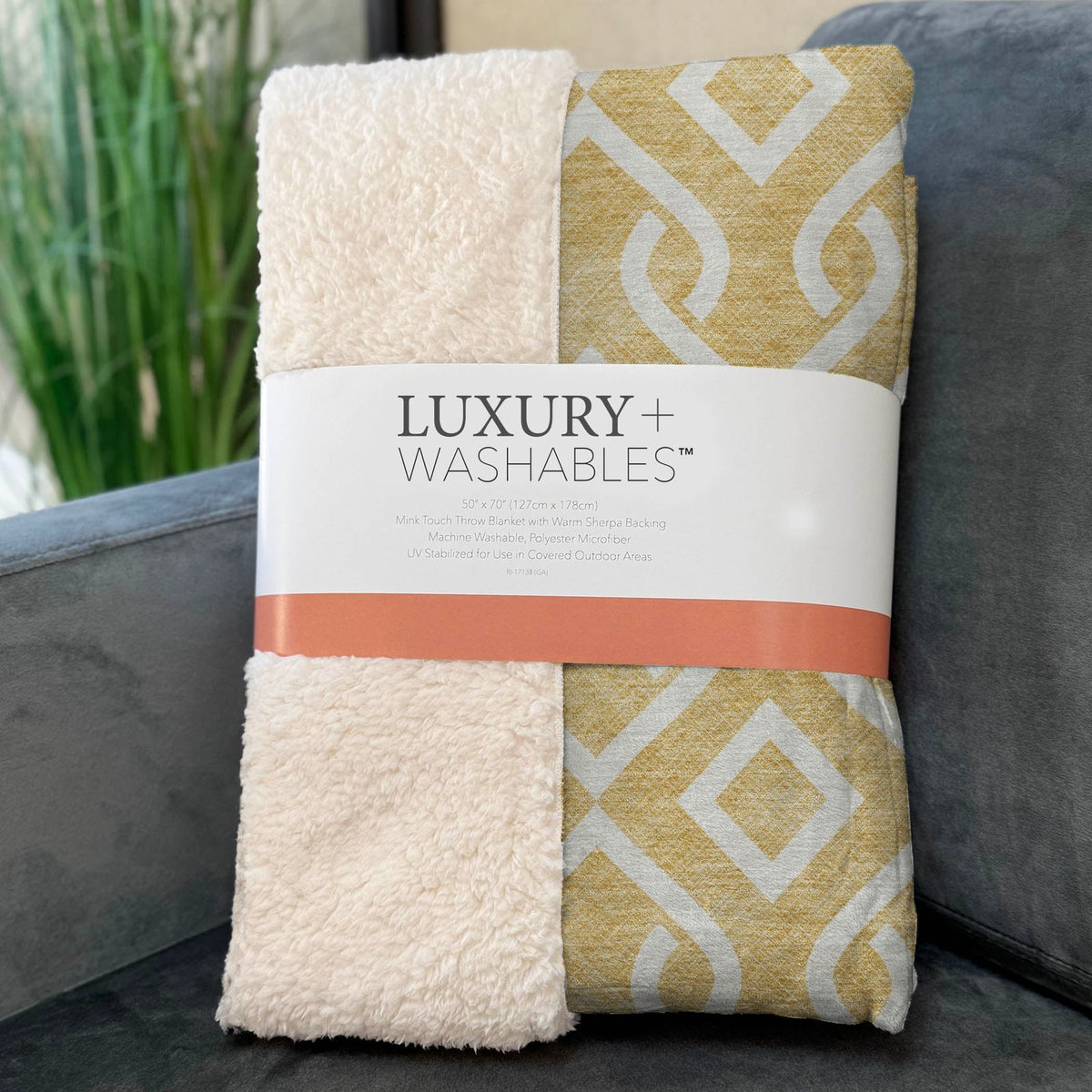 Offset Stripes Gold Washable Indoor-Outdoor Rug