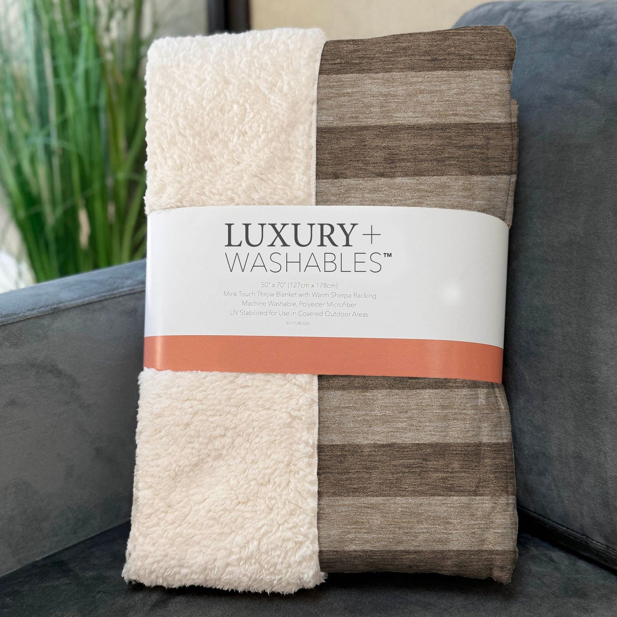 Fluid Mirage Coffee Washable Indoor-Outdoor Rug