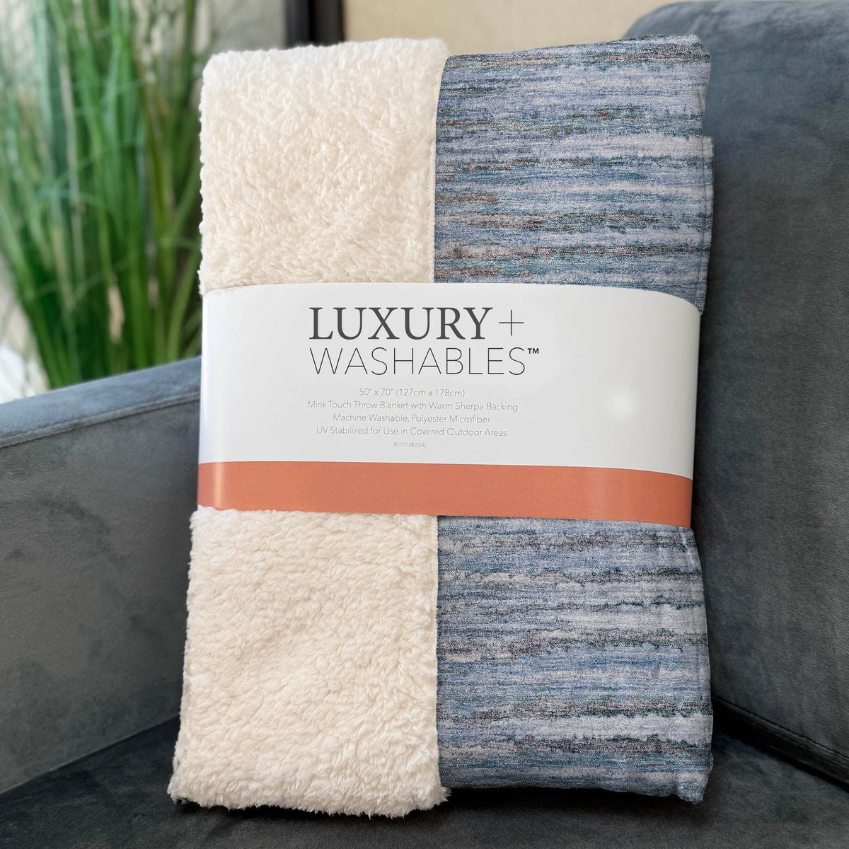 Pixel Weave Sky Washable Indoor-Outdoor Rug