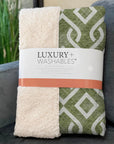 Offset Stripes Olive Washable Indoor-Outdoor Rug