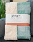 Flowing Harmony Teal Washable Indoor-Outdoor Rug