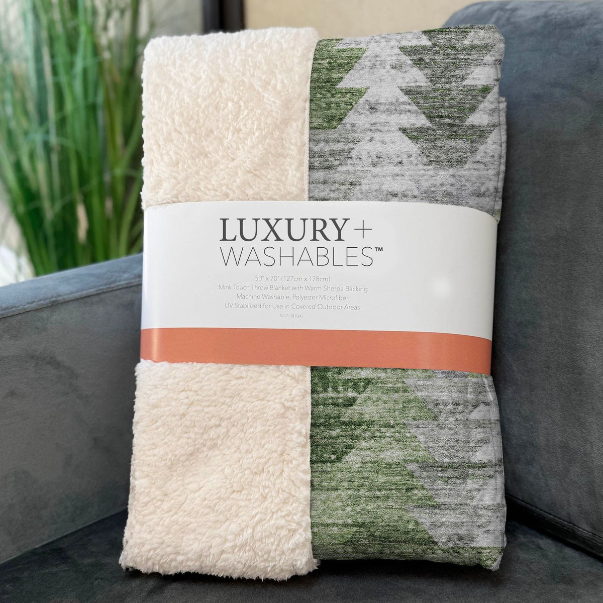 Angled Checks Green Washable Indoor-Outdoor Rug