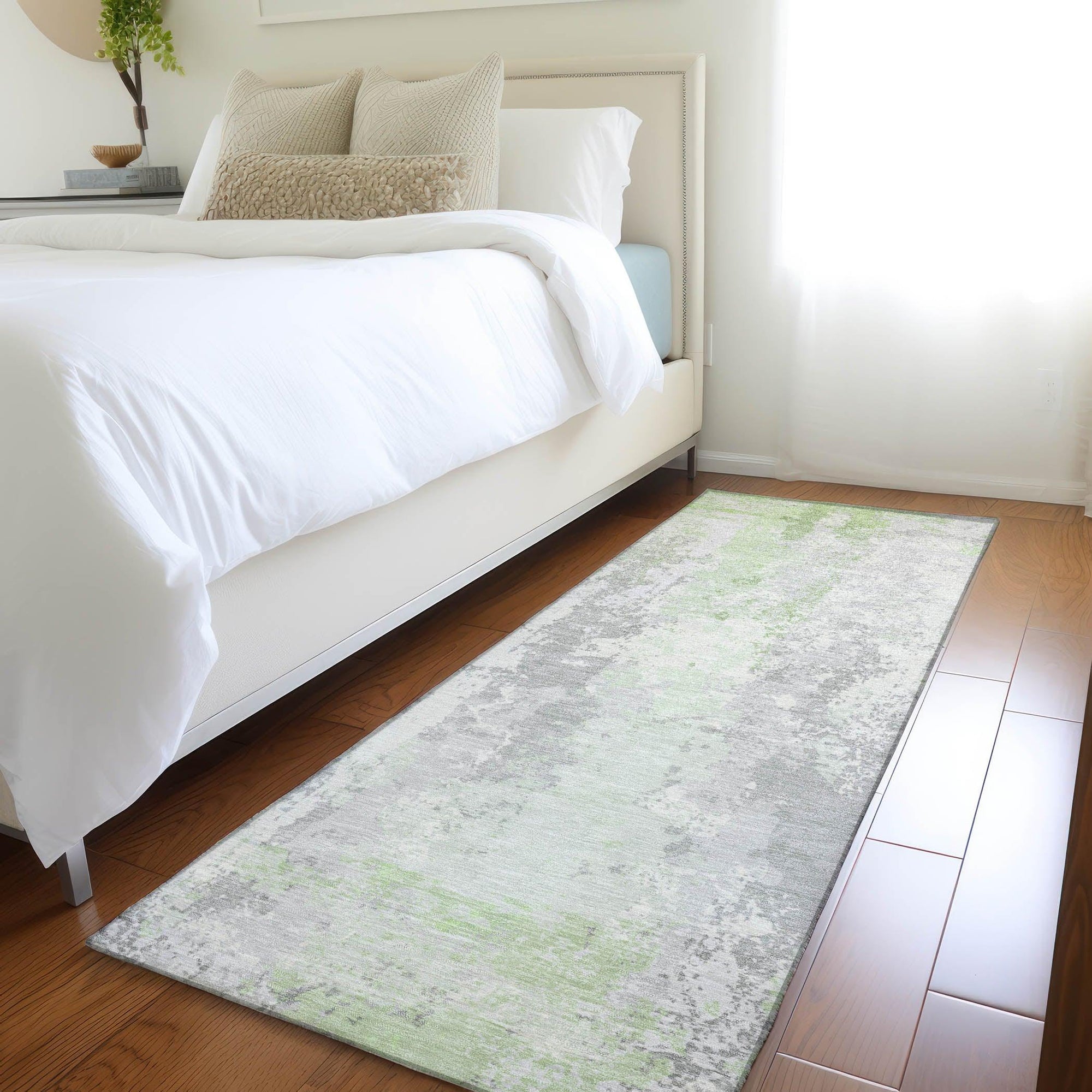 Taelara Green Washable Indoor-Outdoor Rug