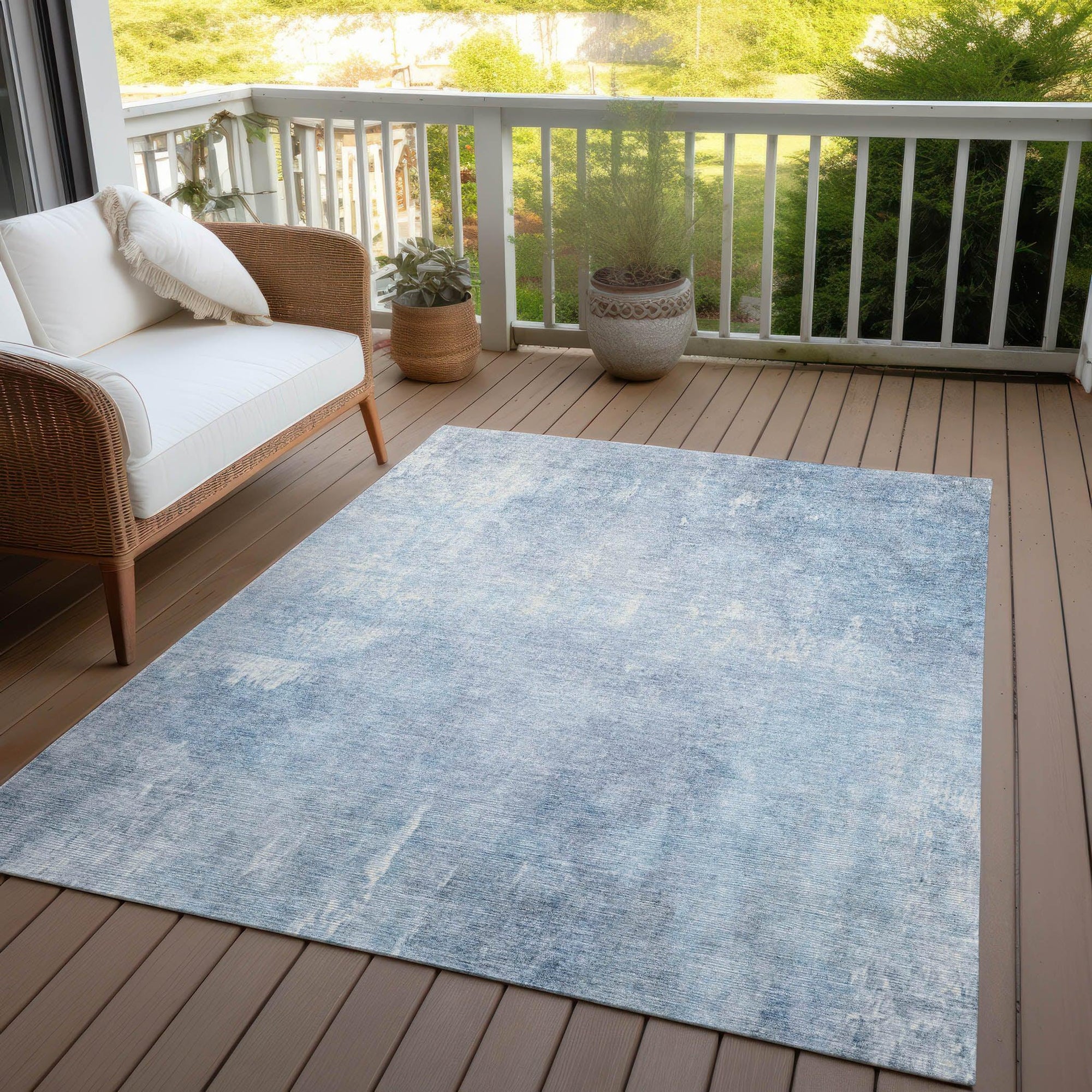 Taelion Blue Washable Indoor-Outdoor Rug