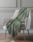 Calm Mirage 50" x 70" Throw Blanket