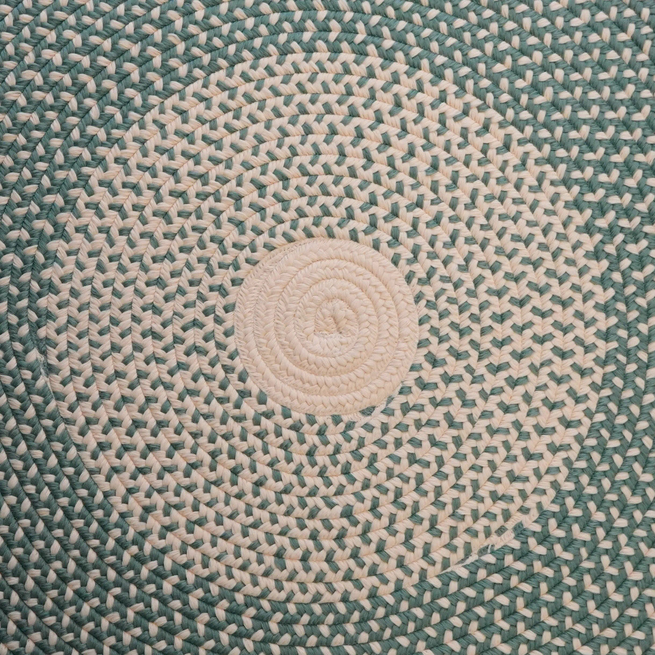 Cape Eden Round Outdoor Rugs