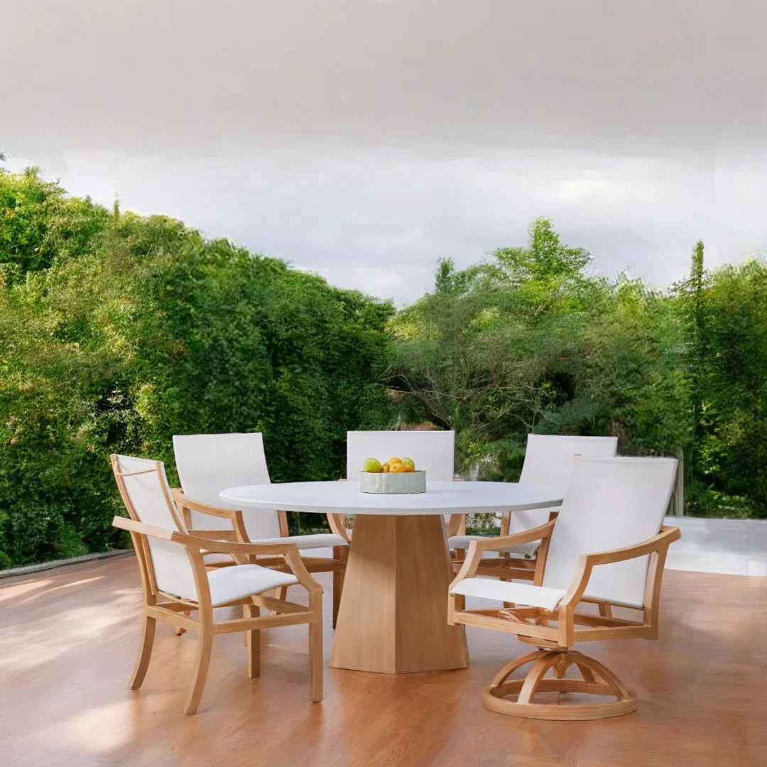 Nicoya Outdoor Round Dining Table