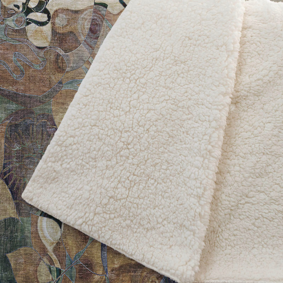 Addison Rugs Floral 50" x 70" Throw Blanket
