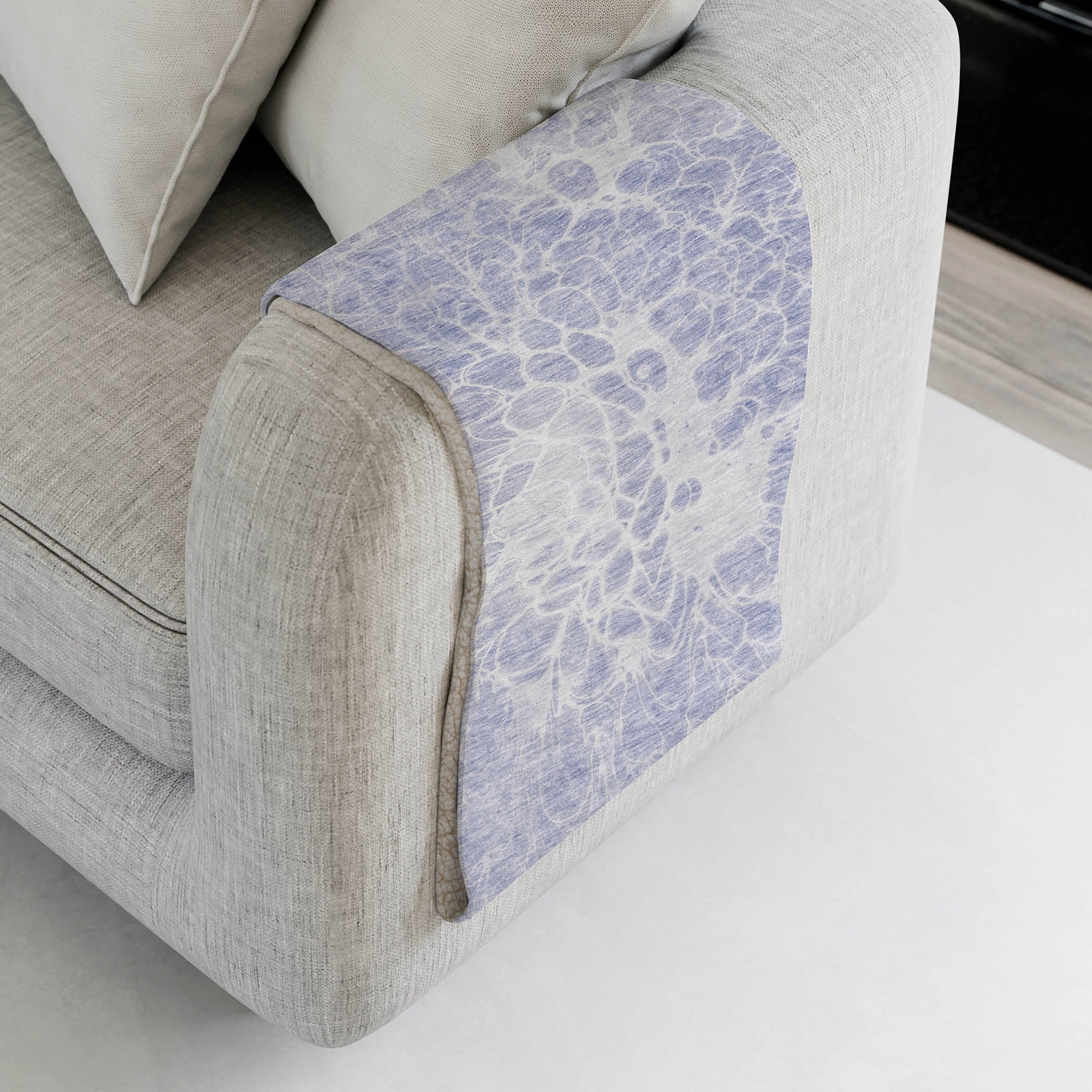 Addison Rugs Fluid Drift 50" x 70" Throw Blanket