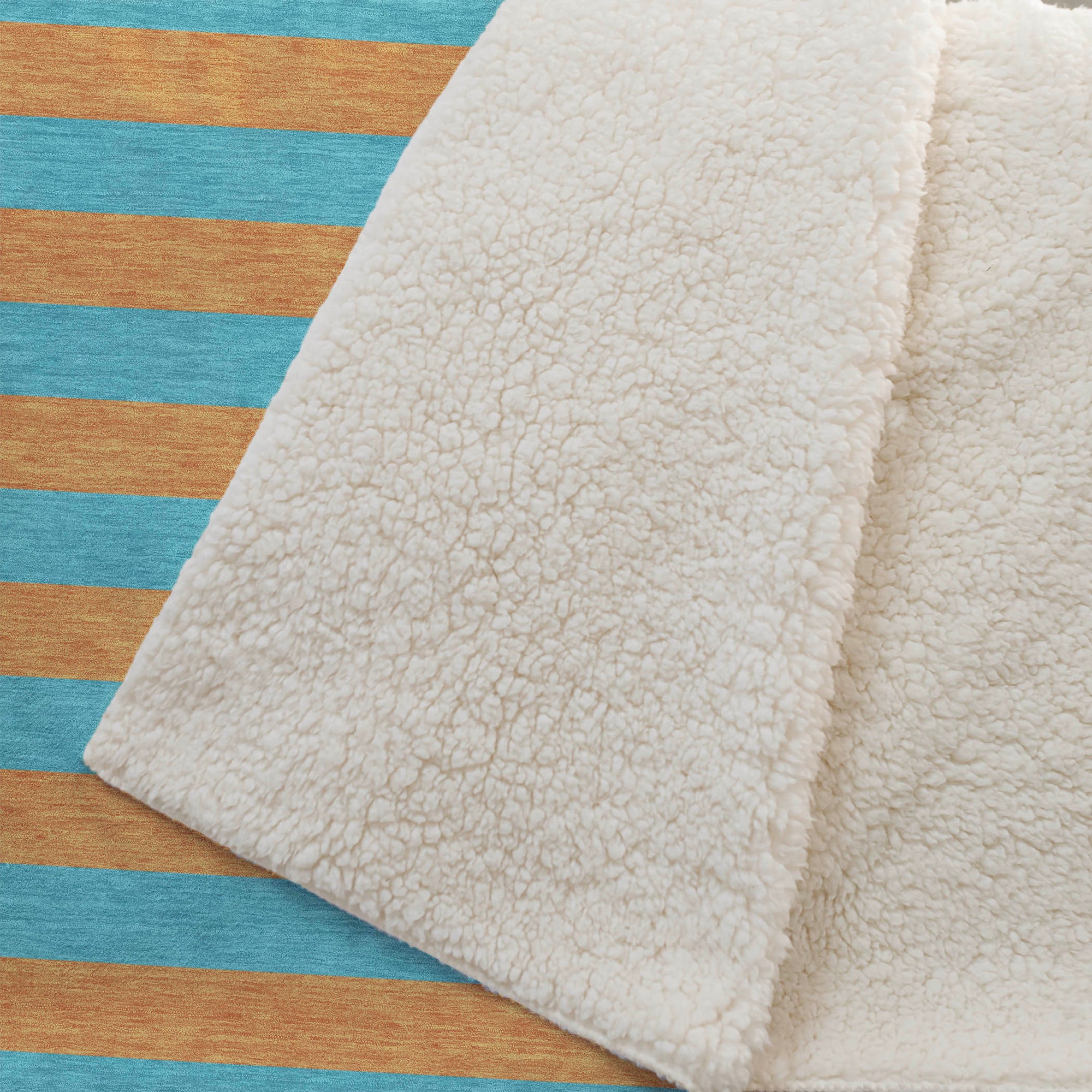 Addison Rugs Fluid Mirage 50" x 70" Throw Blanket