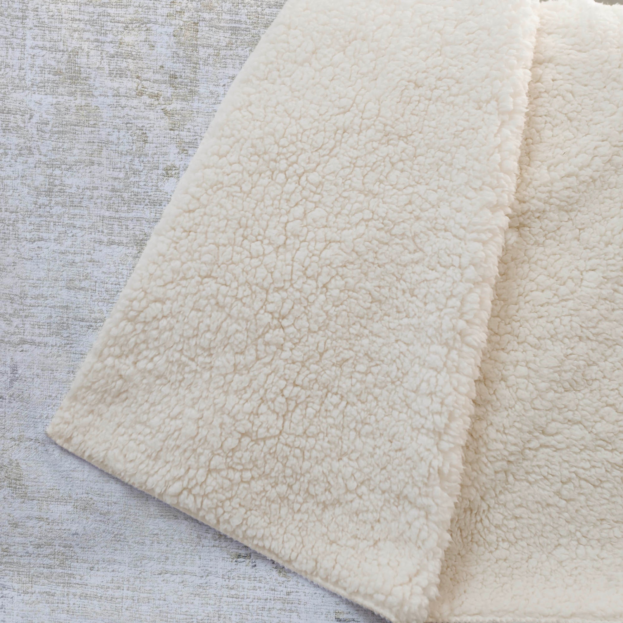 Addison Rugs Gentle Mosaic 50" x 70" Throw Blanket