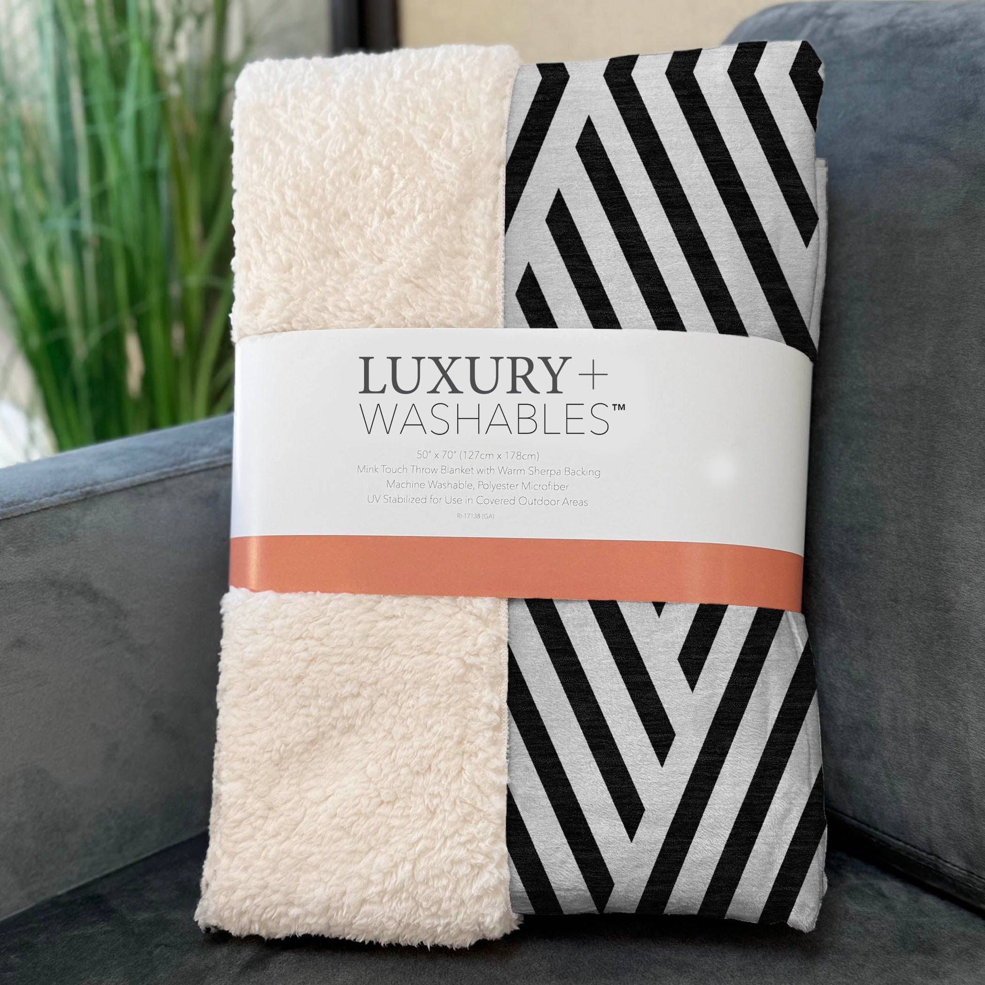 Addison Rugs Geometric 50" x 70" Throw Blanket