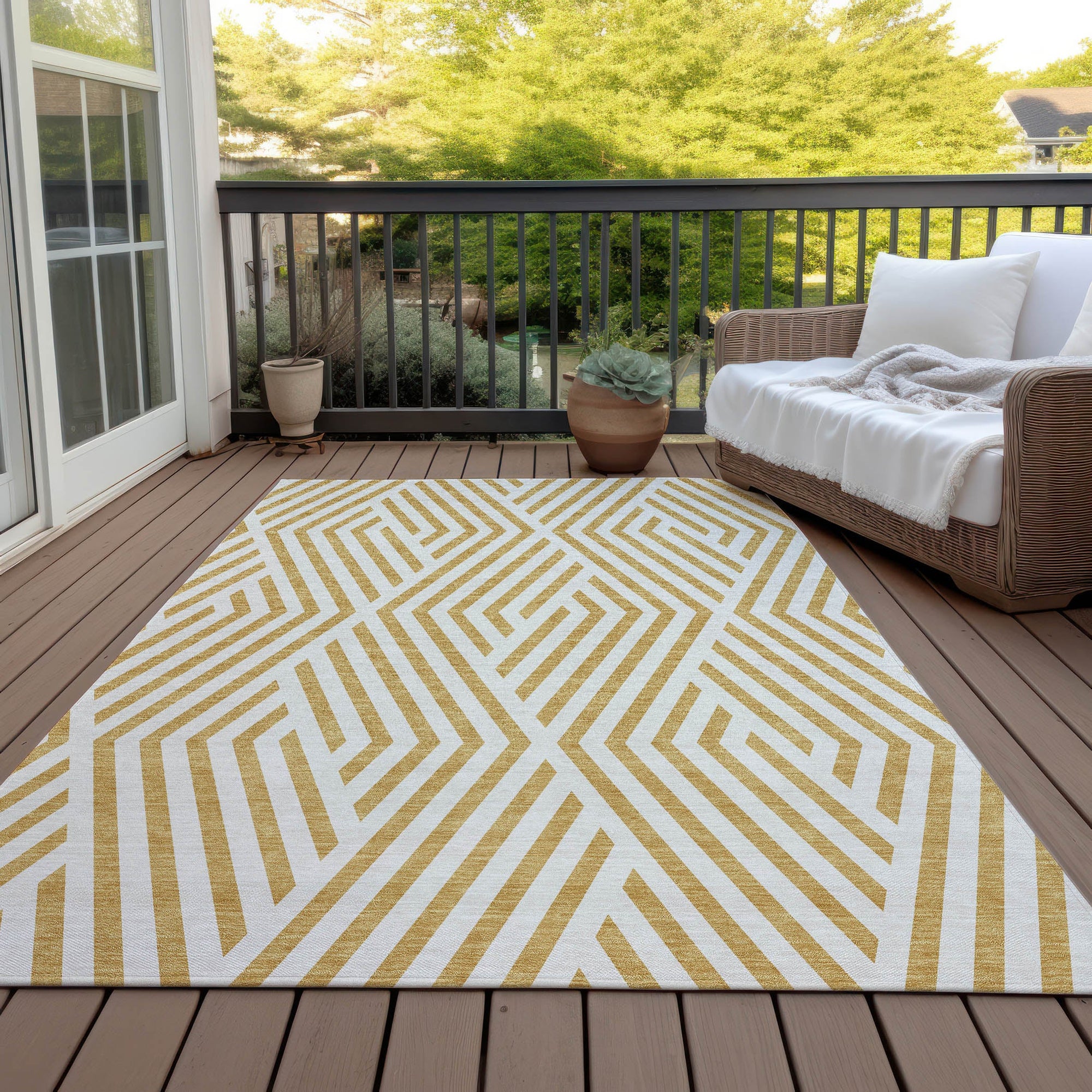 Addison Rugs Geometric Gold Washable Indoor-Outdoor Rug