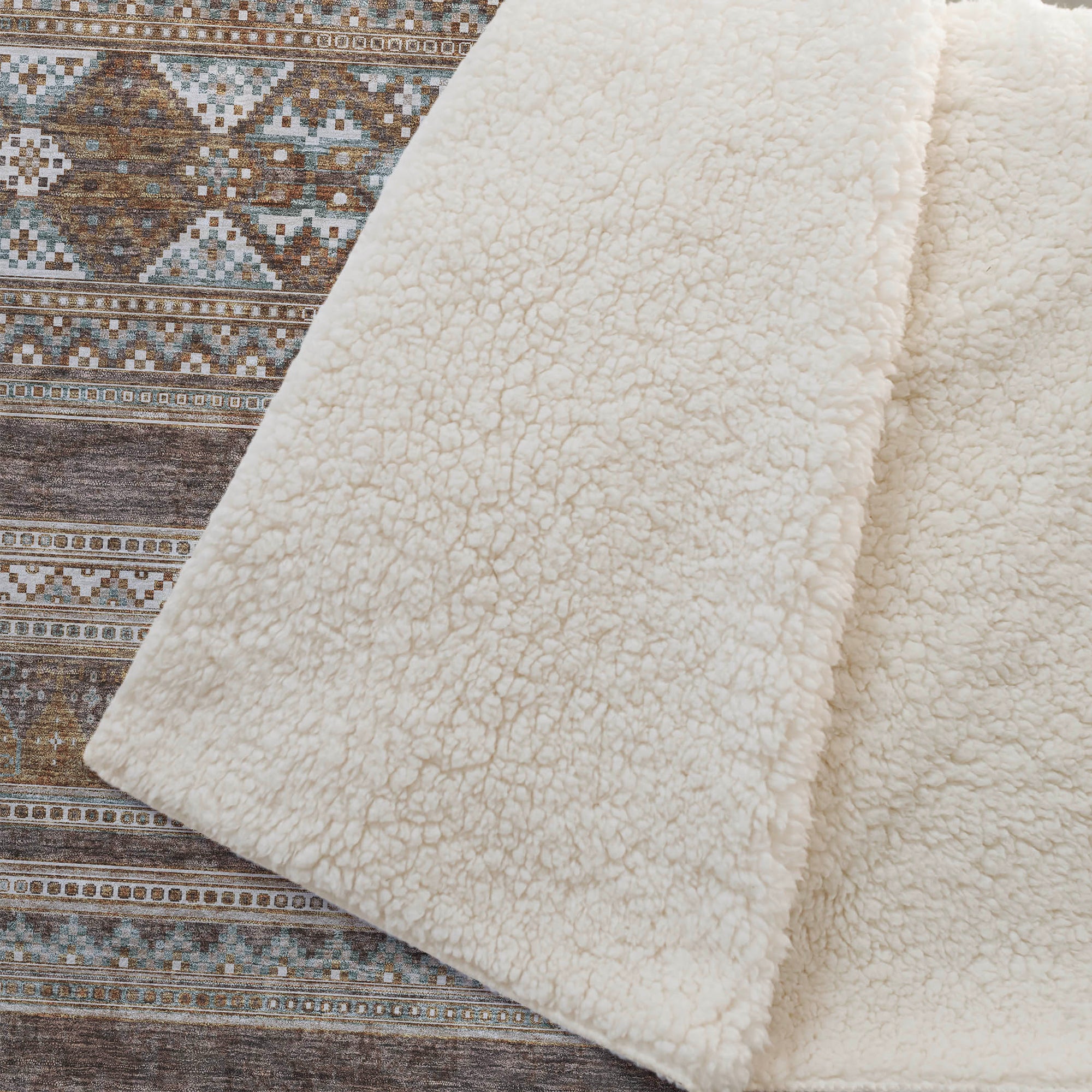 Addison Rugs Southwest 50" x 70" Throw Blanket