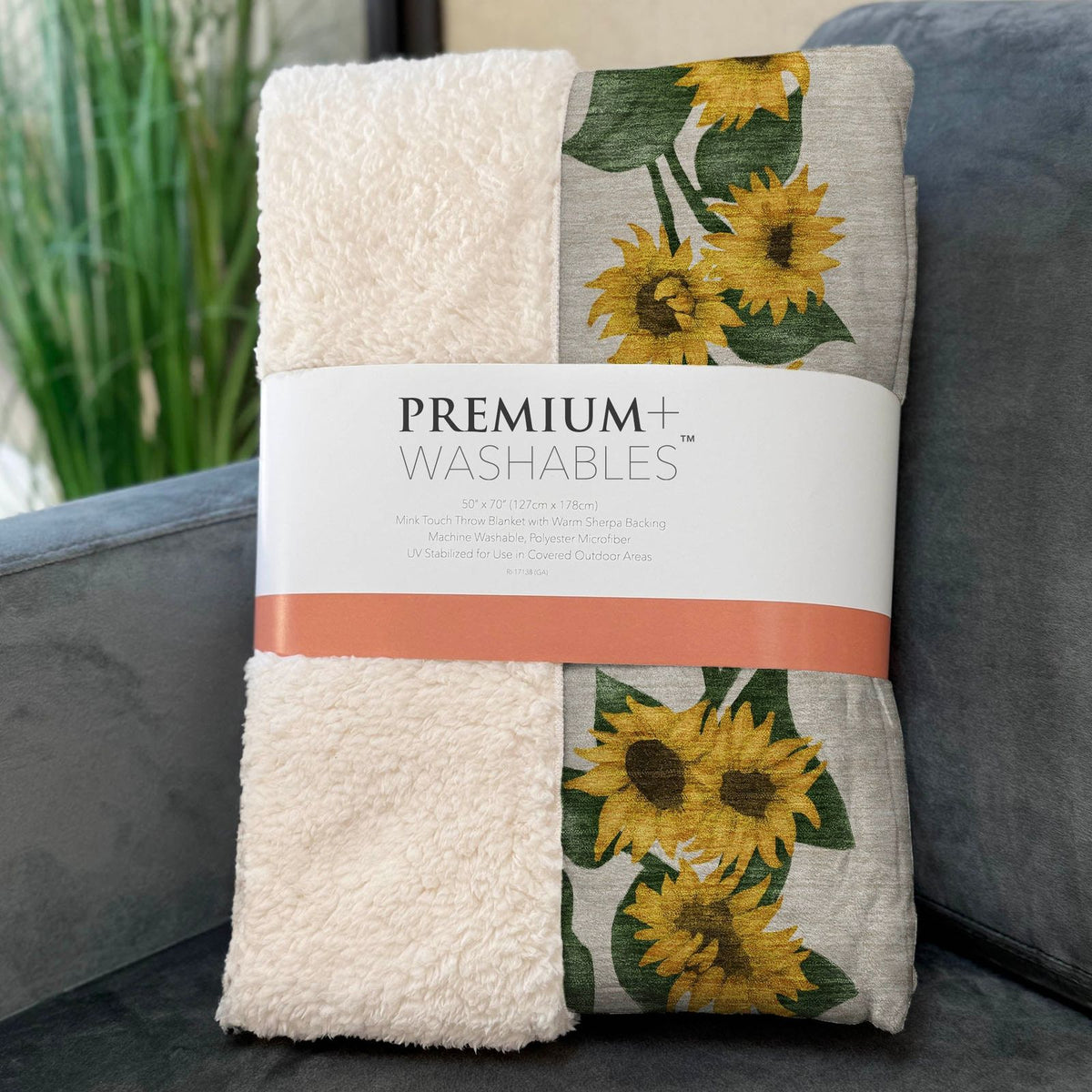 Addison Rugs Sunflower Border 50" x 70" Throw Blanket