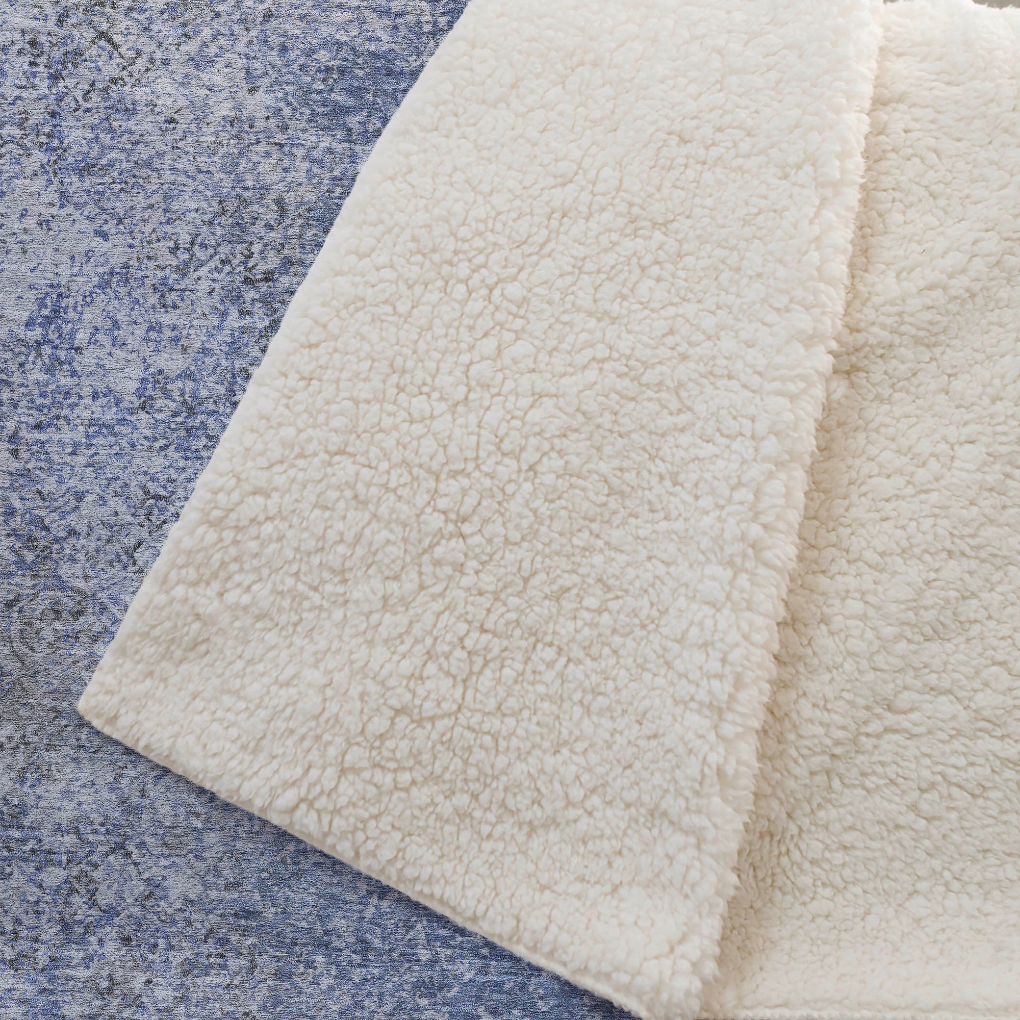 Addison Rugs Vintage 50" x 70" Throw Blanket