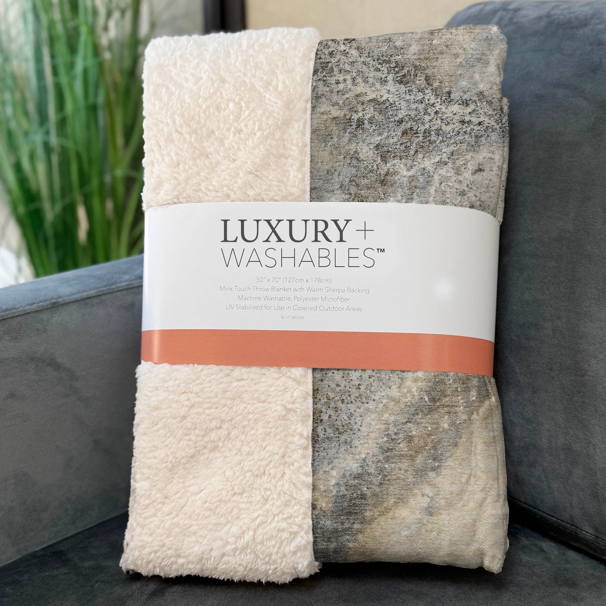 Addison Rugs Watercolors 50" x 70" Throw Blanket