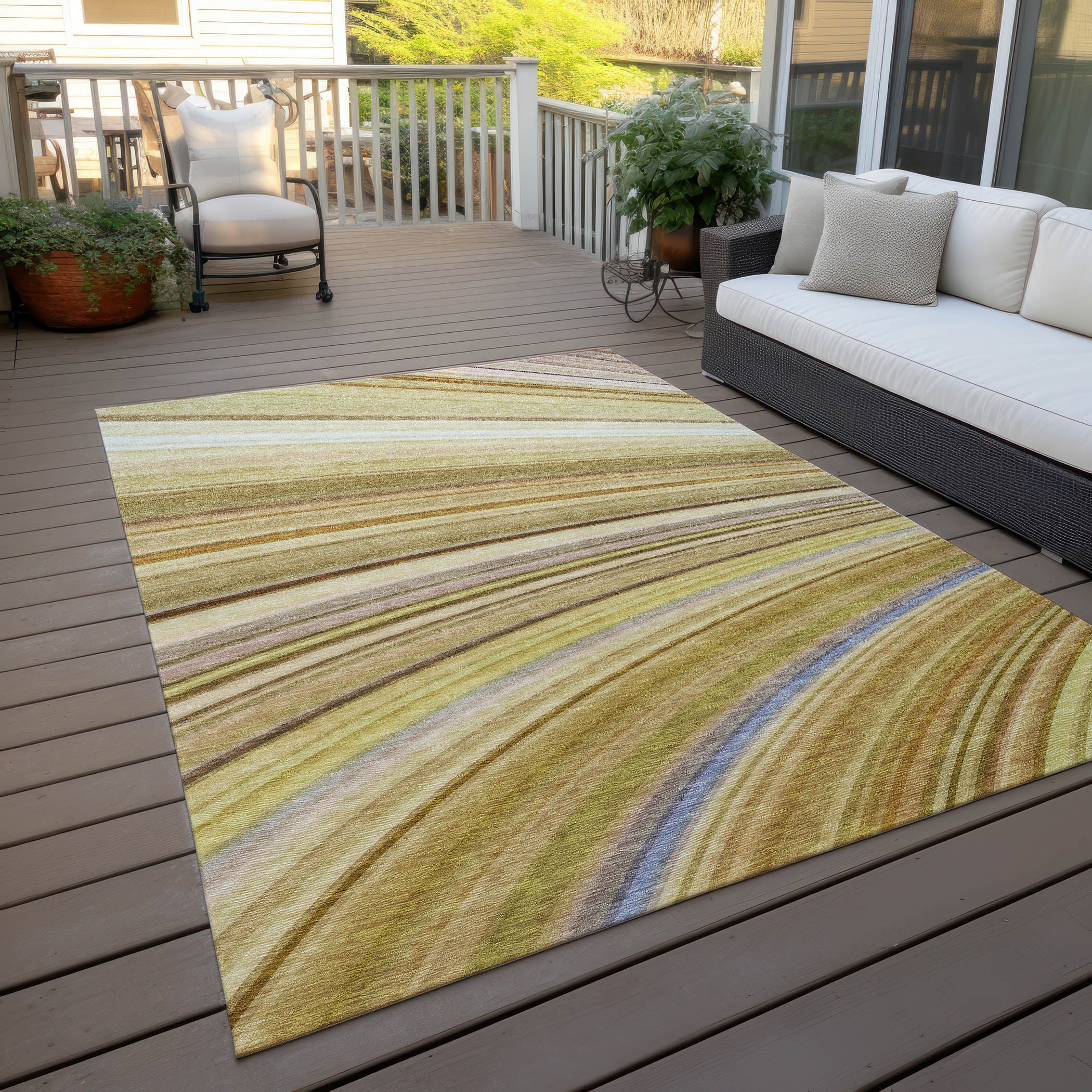 Waves Brown Washable Indoor-Outdoor Rug