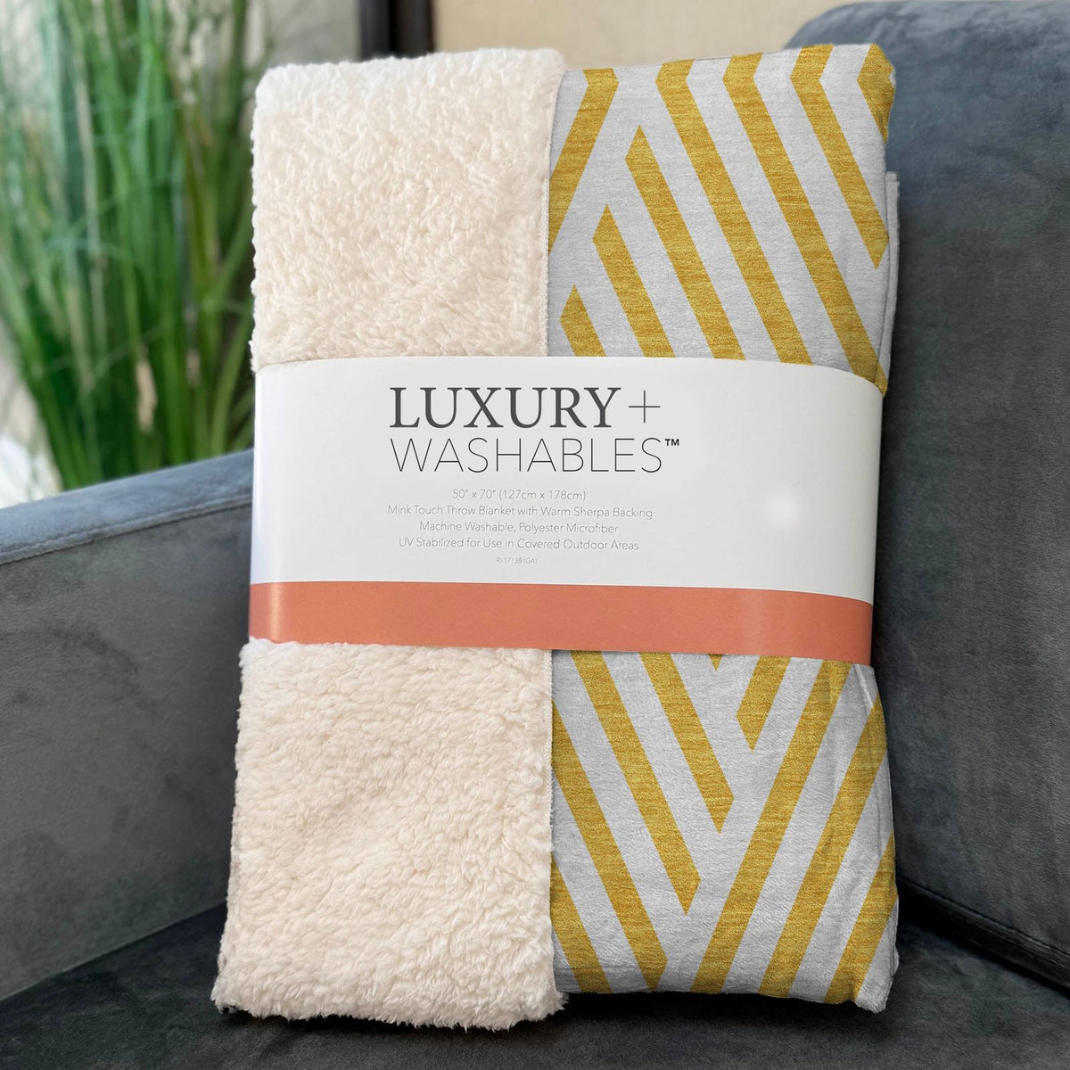 Geometric Yellow Washable Indoor-Outdoor Rug