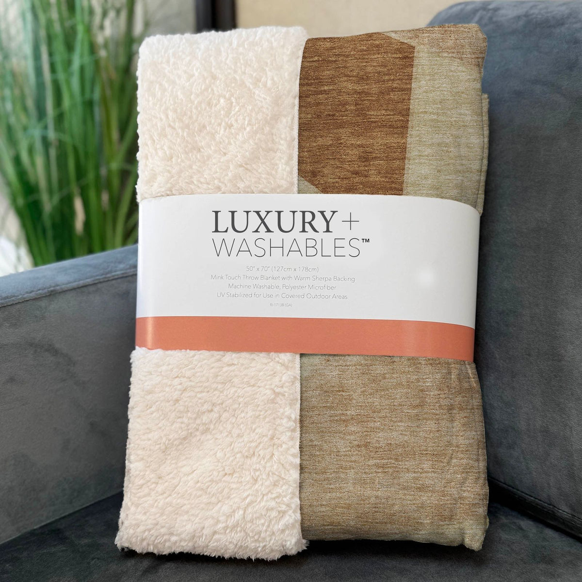 Gentle Waves Paprika Washable Indoor-Outdoor Rug