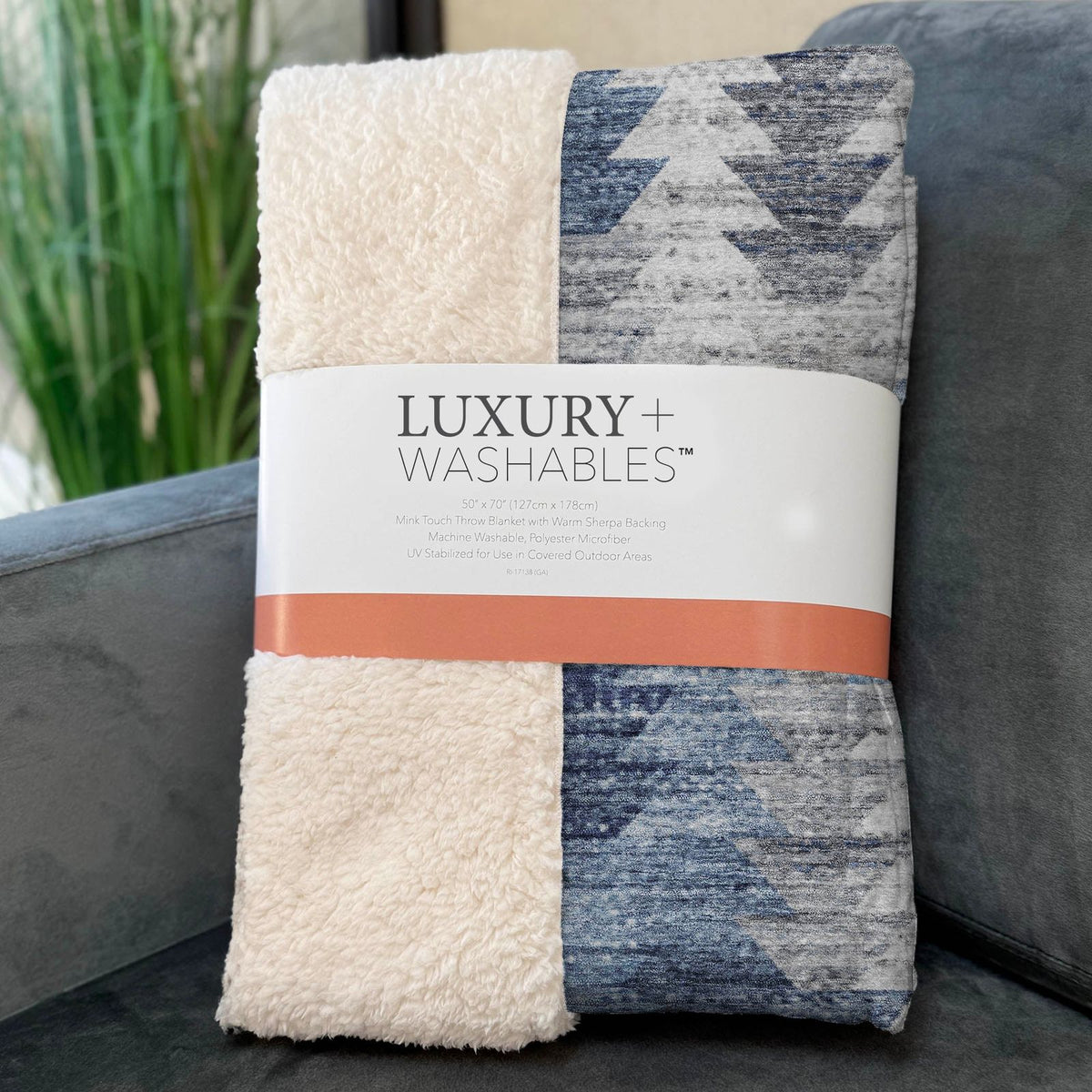 Angled Checks Blue Washable Indoor-Outdoor Rug