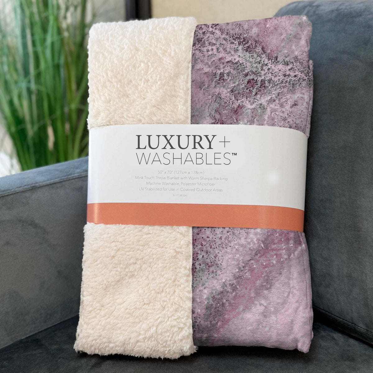 Watercolors Pink Washable Indoor-Outdoor Rug