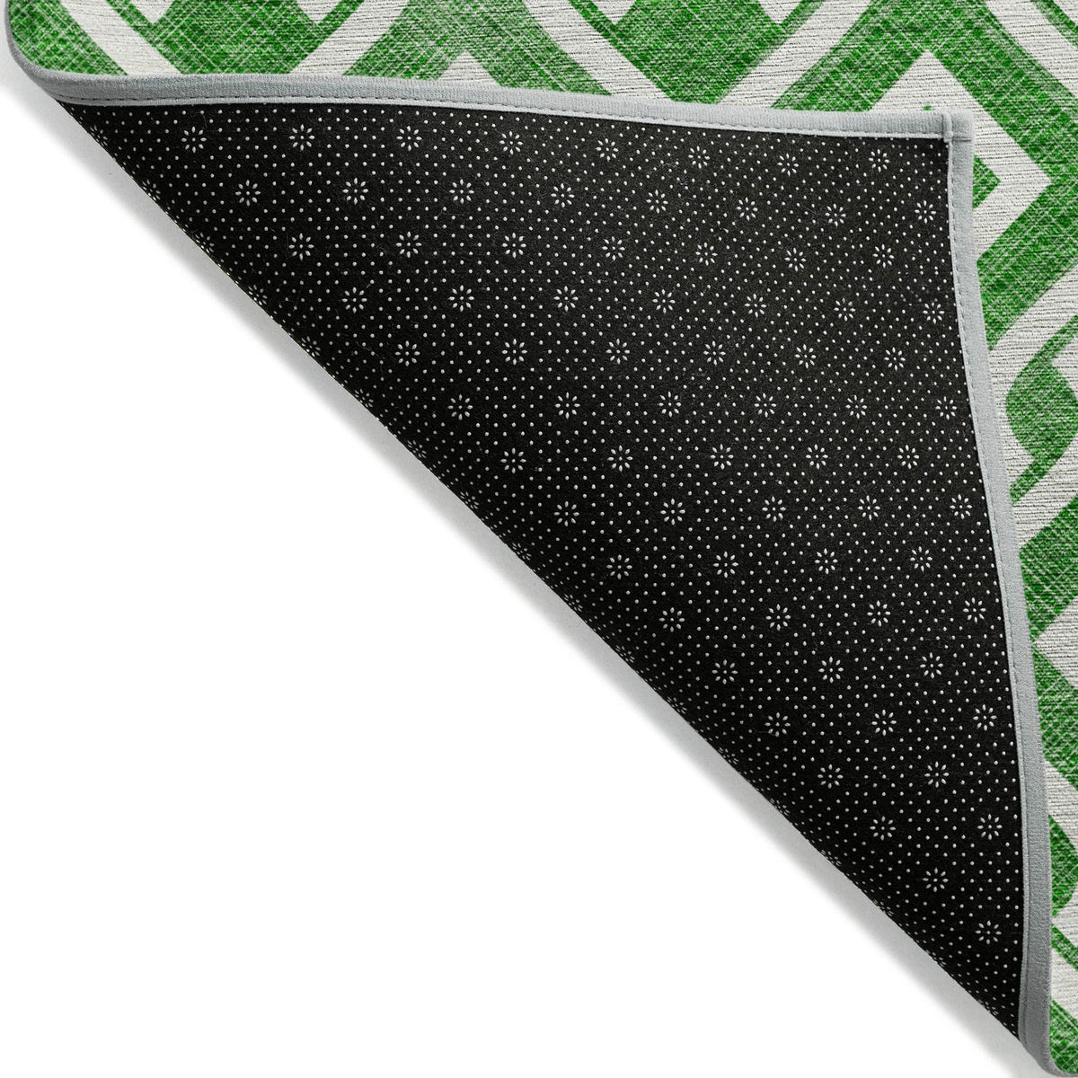 Offset Stripes Emerald Washable Indoor-Outdoor Rug