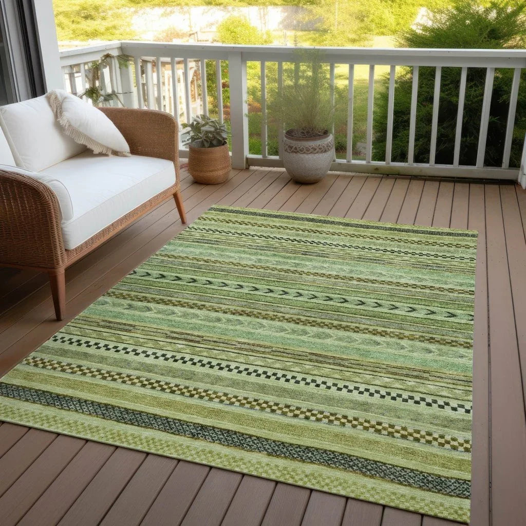 LOOMLAN Rugs Luthyra Aloe Washable Indoor-Outdoor Rug