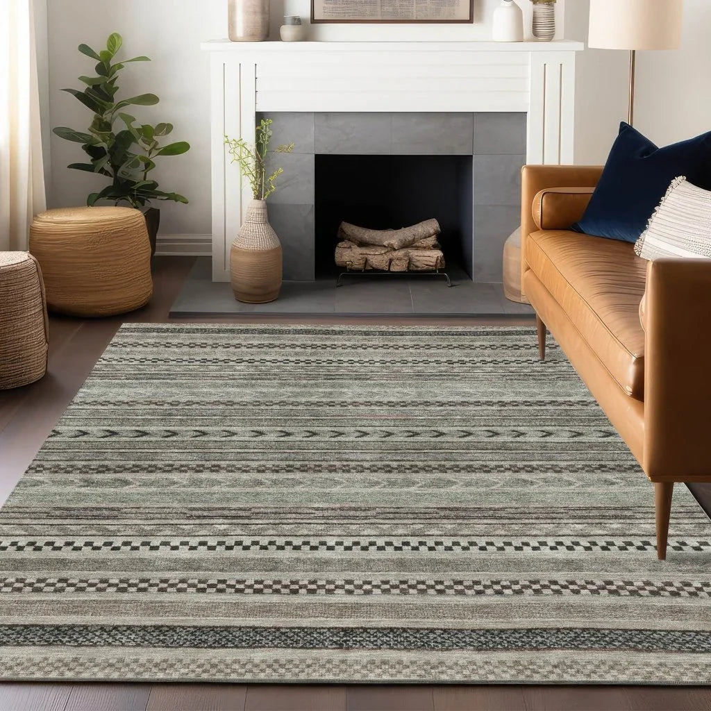 LOOMLAN Rugs Luthyra Brown Washable Indoor-Outdoor Rug