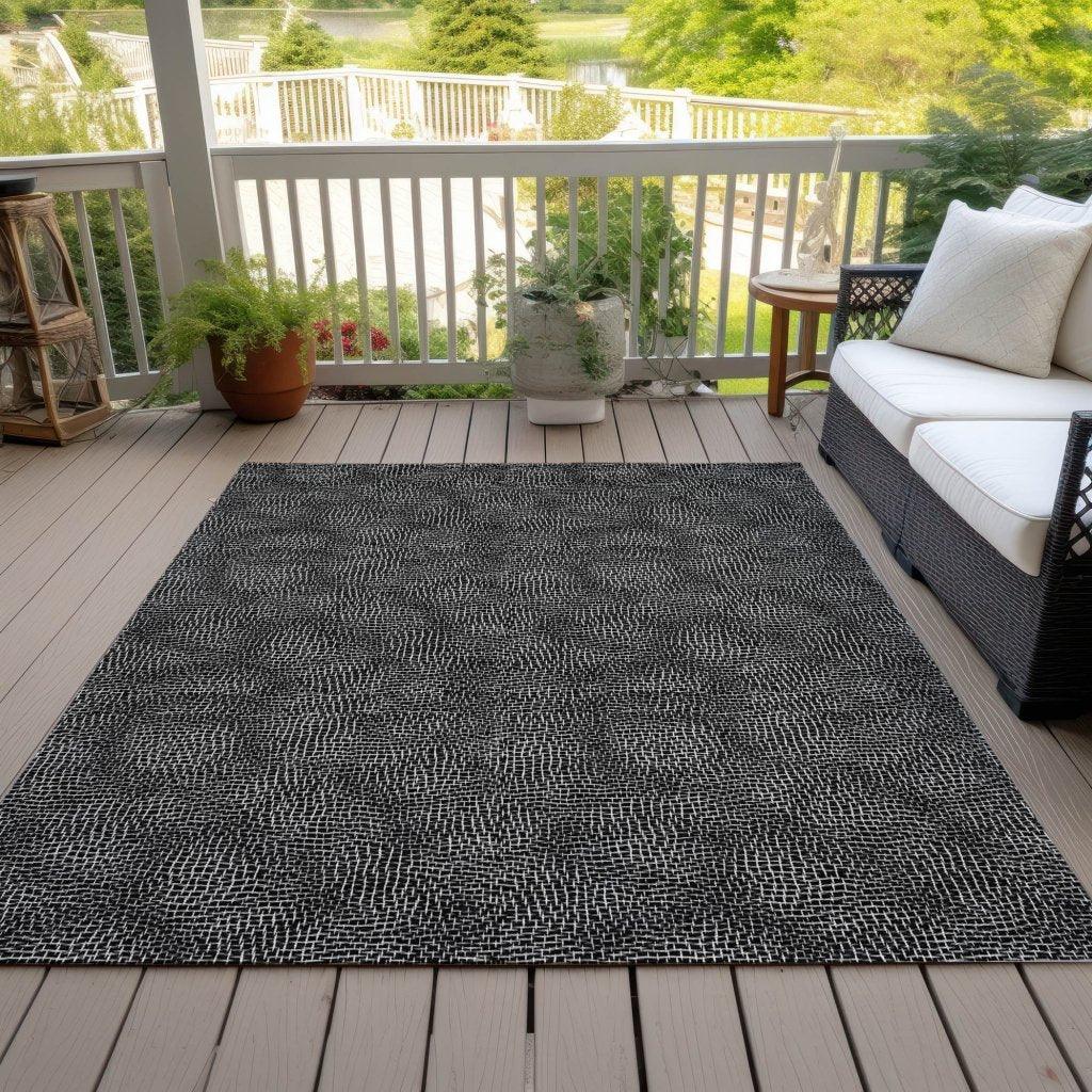 LOOMLAN Rugs Riyala Black Washable Indoor-Outdoor Rug