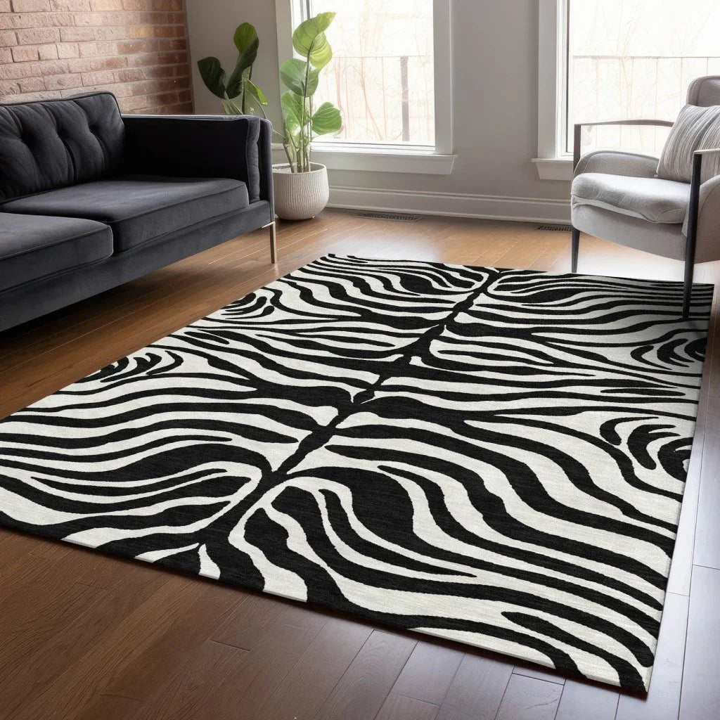 LOOMLAN Rugs Solstice Black Washable Indoor-Outdoor Rug