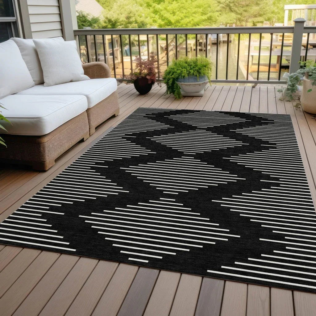 LOOMLAN Rugs Velina Black Washable Indoor-Outdoor Rug