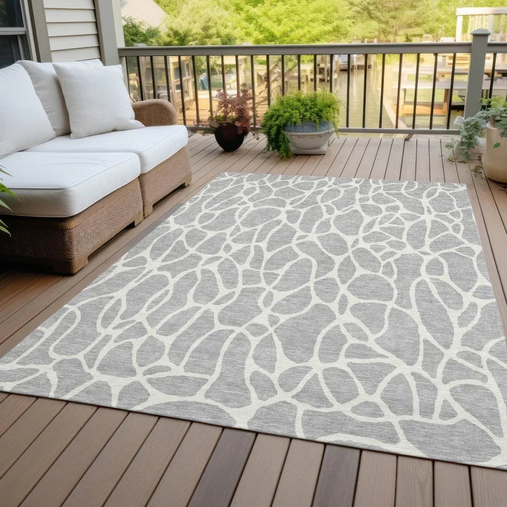 LOOMLAN Rugs Zarelia Silver Washable Indoor-Outdoor Rug