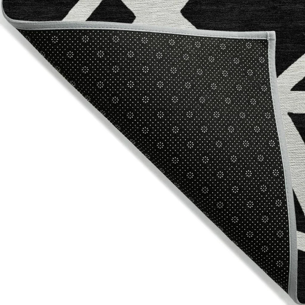 LOOMLAN Rugs Zephina Black Washable Indoor-Outdoor Rug
