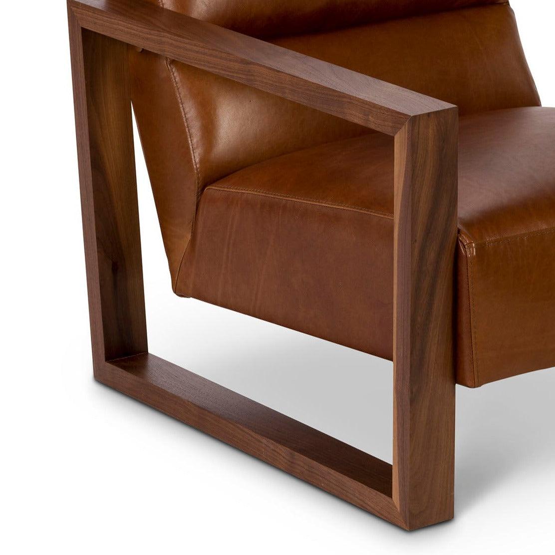 Bond Gentleman&#39;s Leather Club Chair - Uptown Sebastian