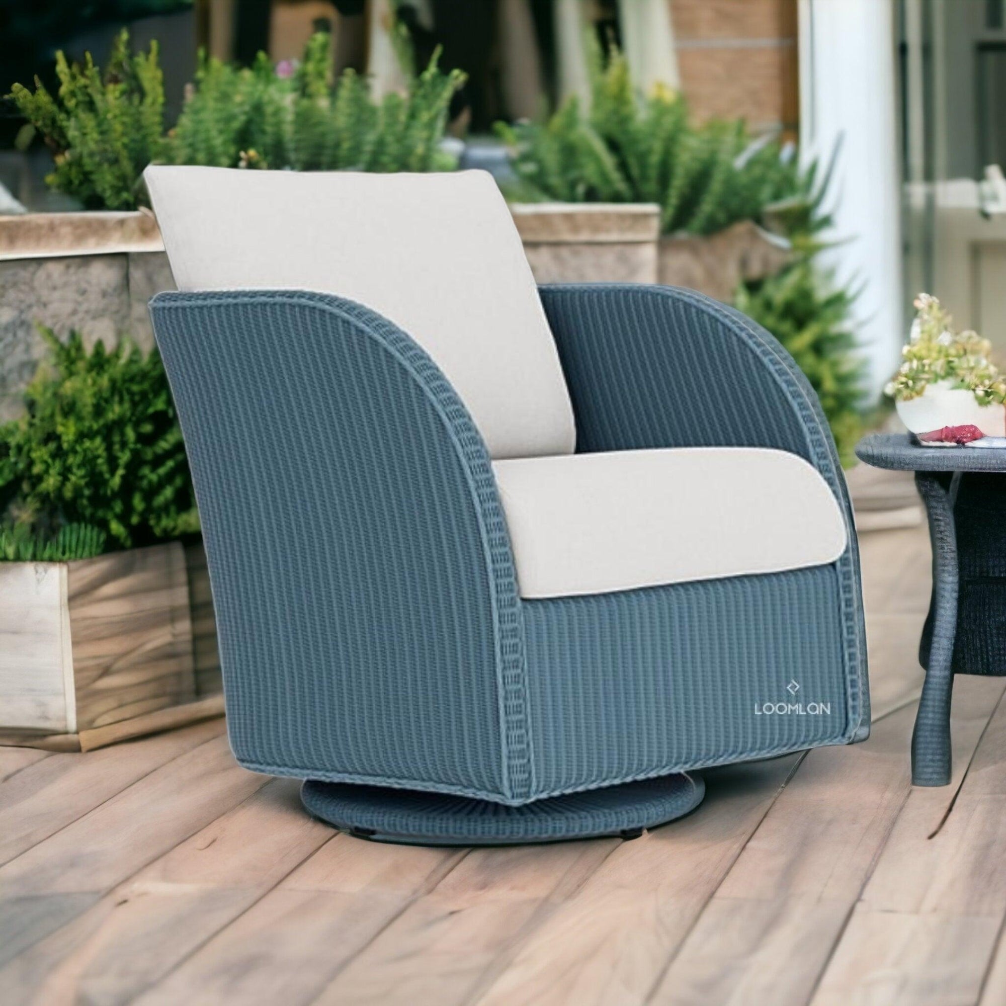 Lloyd Flanders Essence Swivel Glider Lounge Chair Wicker Furniture