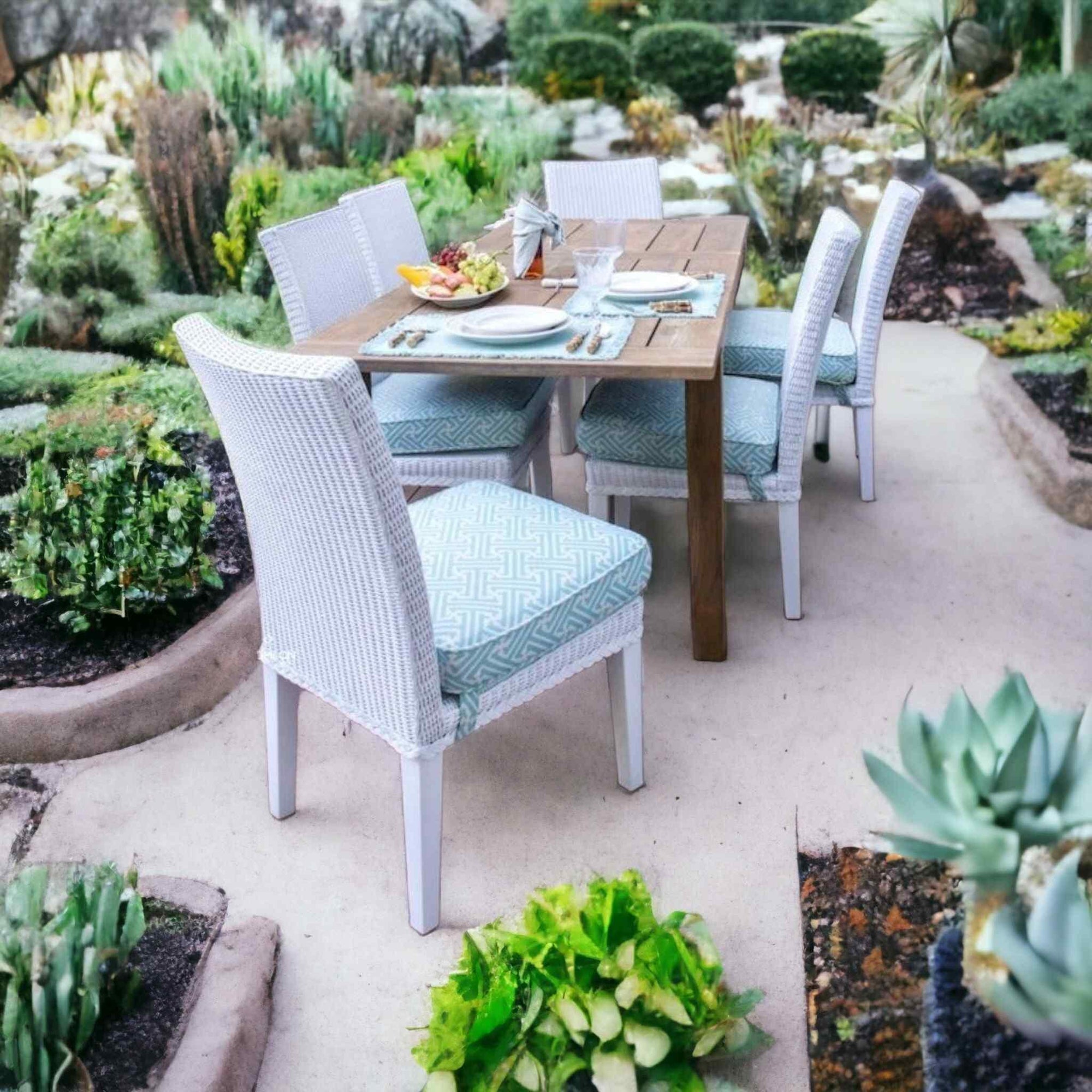 Lloyd Flanders Hamptons Teak Extendable Dining Table Set With Chairs